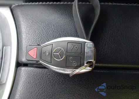 2015 Mercedes-Benz C 300 Sport 4Matic из США, поврежденный, VIN 55SWF4KB9FU003101